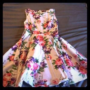 Vintage 1950's Floral Spring Garden Dress